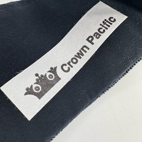 Crown Pacific Beaded Belt Hook Look Black Gold Metallic Size Medium‎ - Picture 7 of 10